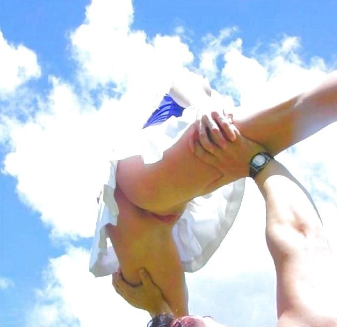 25P UPSKIRT VIEW 2 mach 1