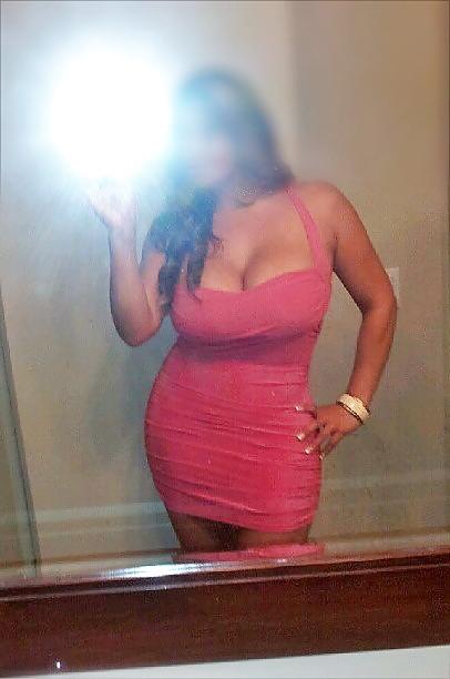 15P Thick Big Titty Big Butt Latina