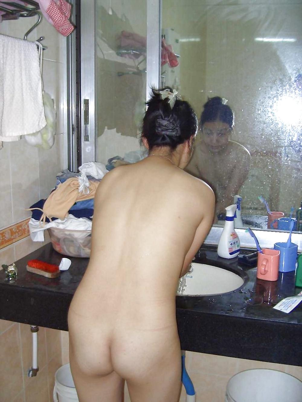 25P Private Photo's Young Asian Naked Chicks 63