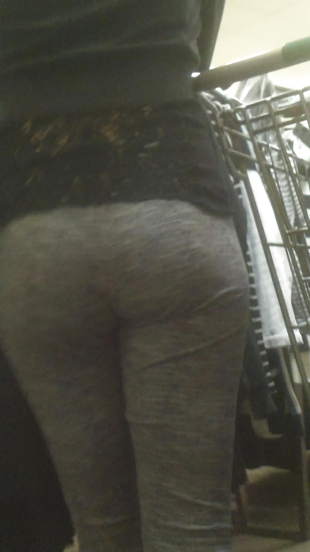 25P Popular teen girls ass & butt in jeans Part 7