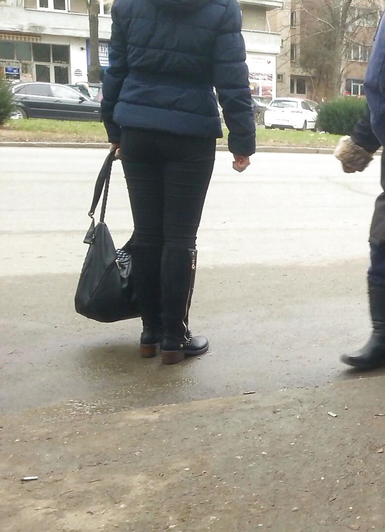 15P Spy ass sexy mature romanian