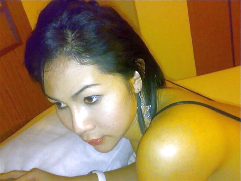 17P Pattaya Ladyboy Bombay