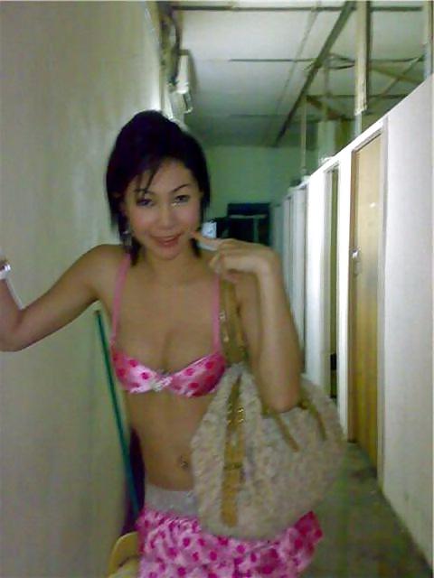 17P Pattaya Ladyboy Bombay