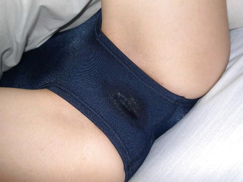 25P Wet-Hot-Spot Panties