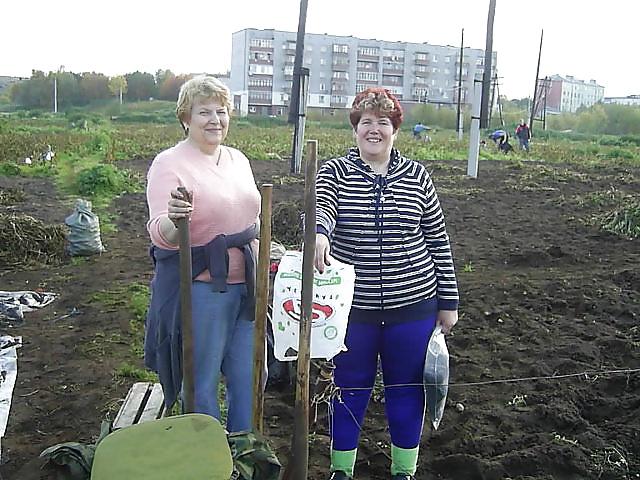 10P Russian mature and grannies