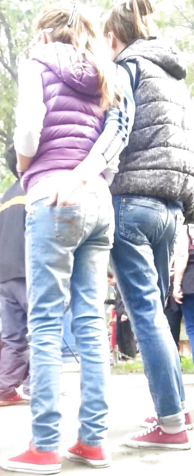 25P Spy sexy teens ass romanian