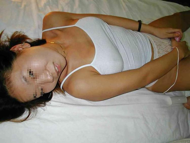 19P Japanese Amateur White Camisole