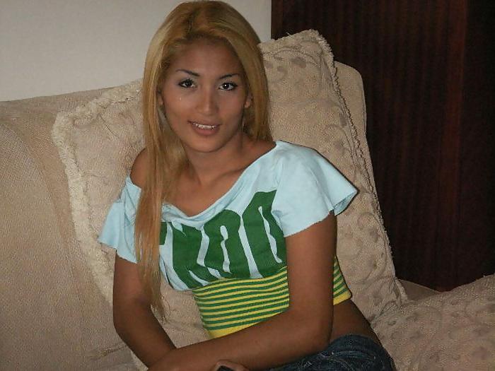 25P Blond Ladyboy Jan from Pattaya