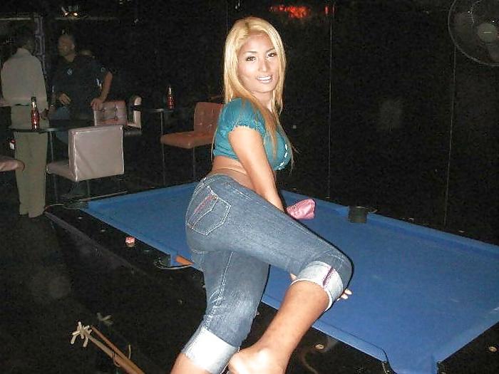 25P Blond Ladyboy Jan from Pattaya