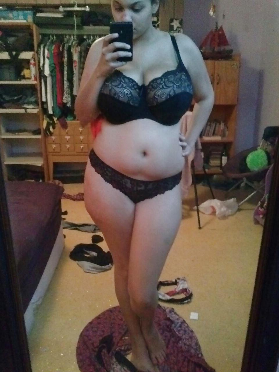 25P Selfie - Amateur girl #25