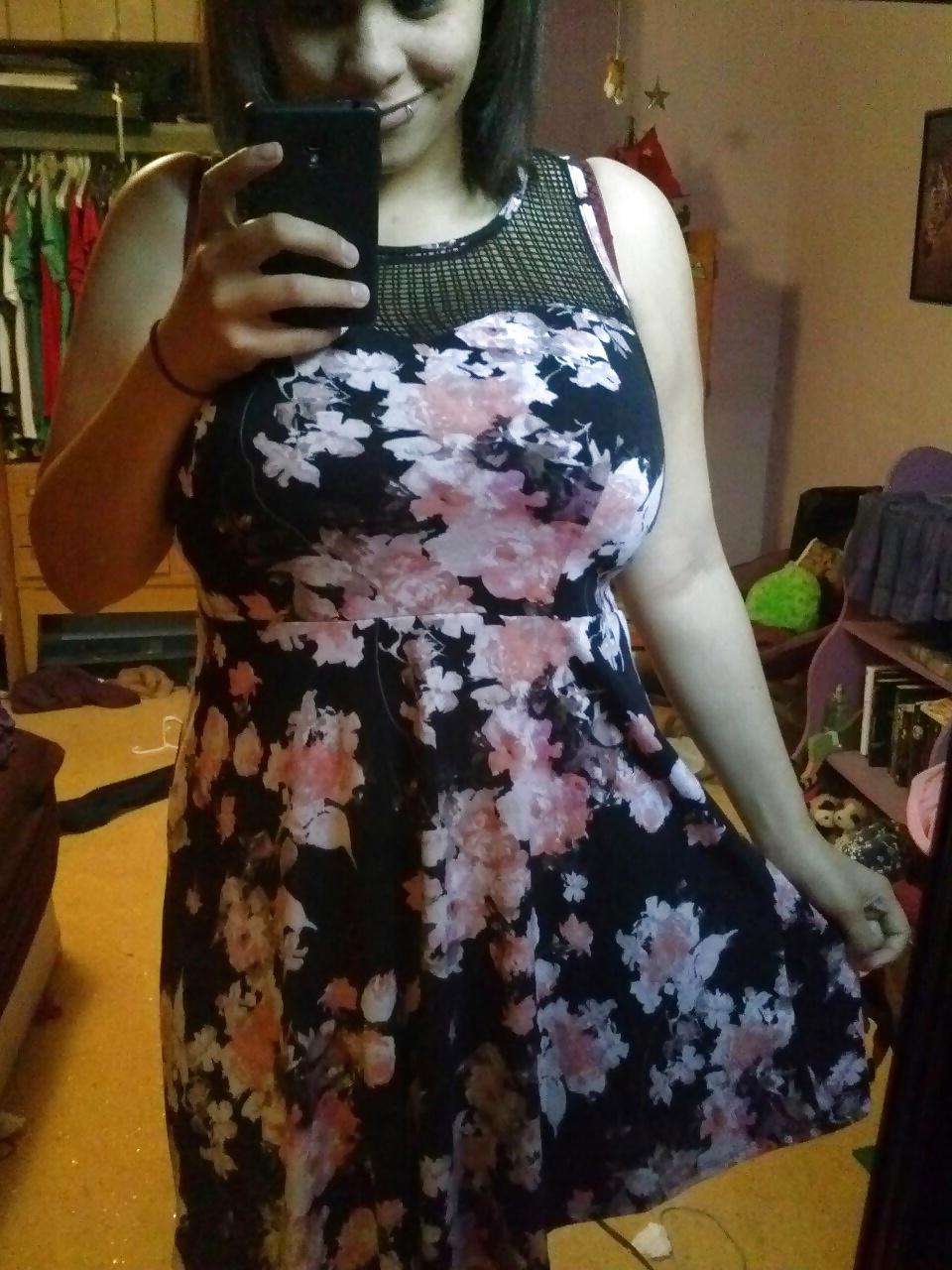 25P Selfie - Amateur girl #25