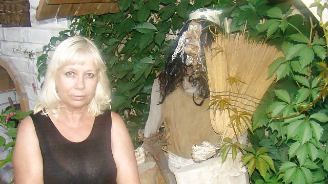 17P BUSTY Russian Amature Granny