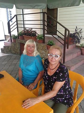17P BUSTY Russian Amature Granny
