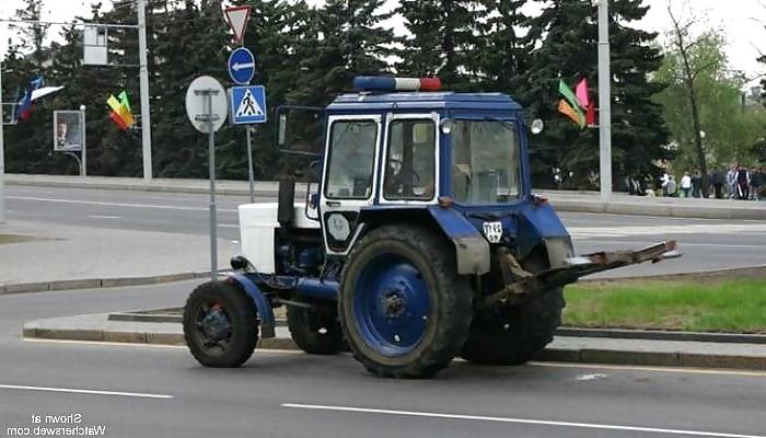21P Intersting Police Cars (non nude - just funny)