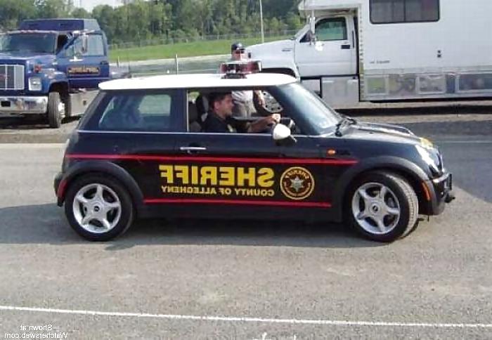 21P Intersting Police Cars (non nude - just funny)