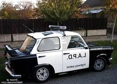 21P Intersting Police Cars (non nude - just funny)