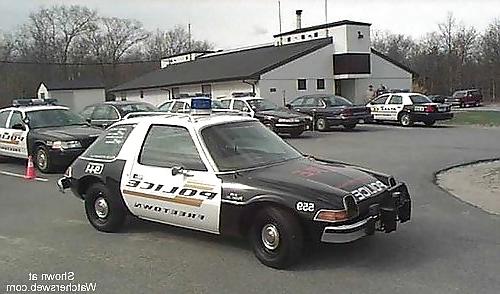 21P Intersting Police Cars (non nude - just funny)