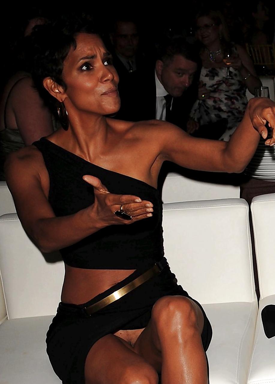 5P Halle Berry upskirt
