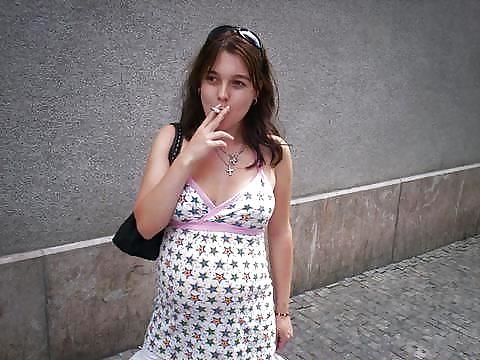 25P Smoking girlx rockx