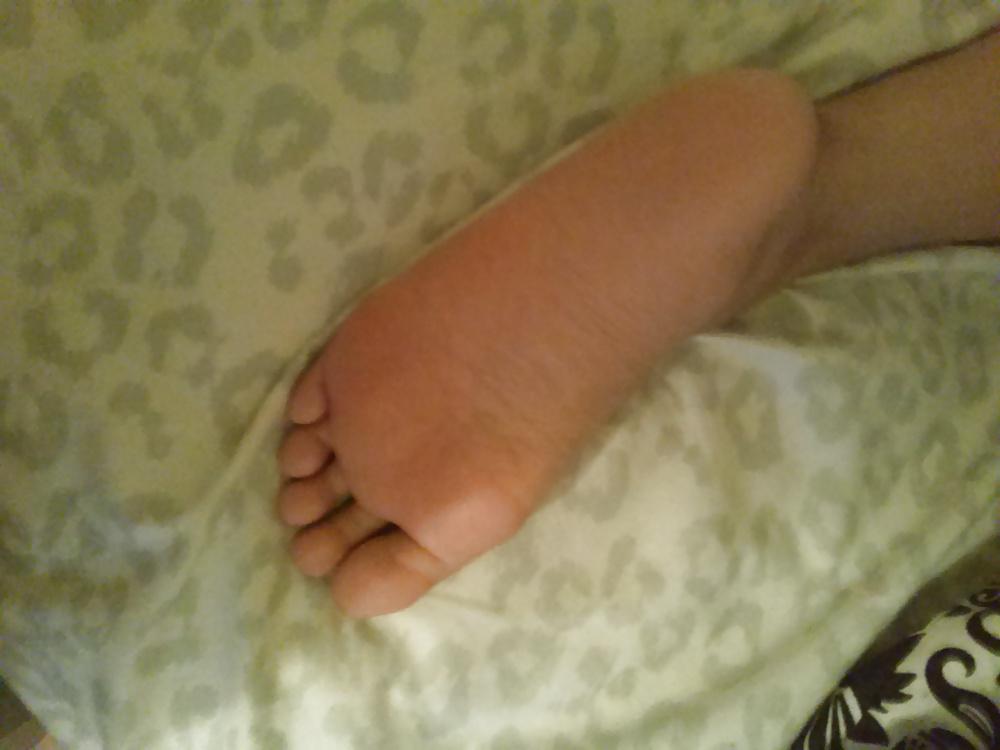 6P Asian girlfriend soles