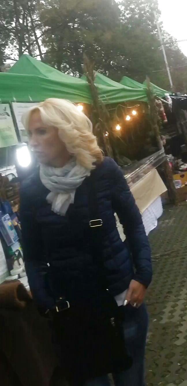 5P Spy sexy blonde face romanian