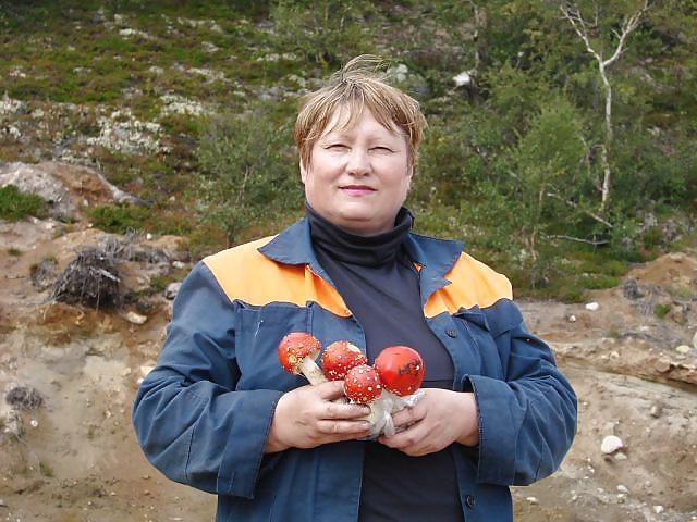 16P RUSSIAN GRANNY AMATURE TATJANA 54Yo
