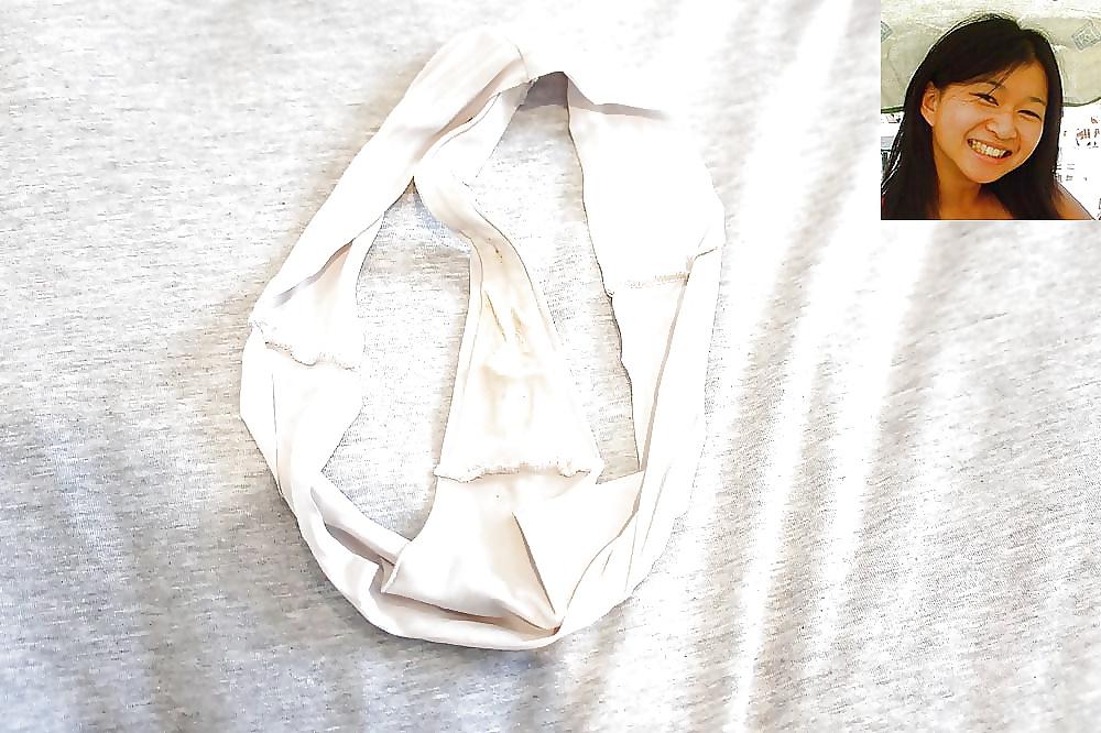 9P Asian Friends Dirty Panties