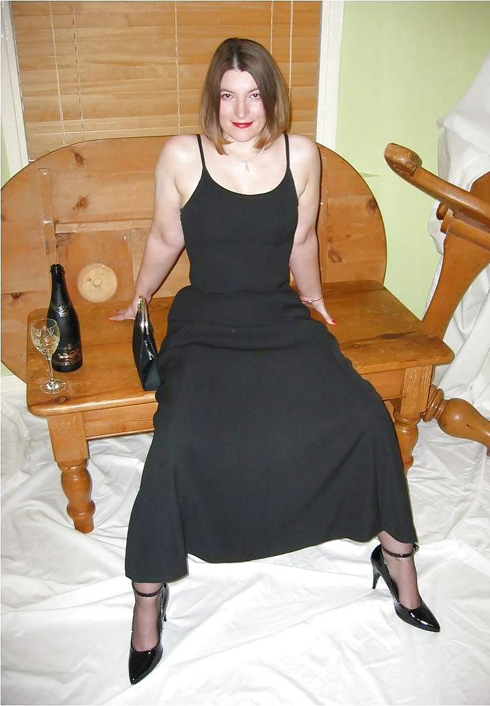 21P Amateur model lady lets herself go