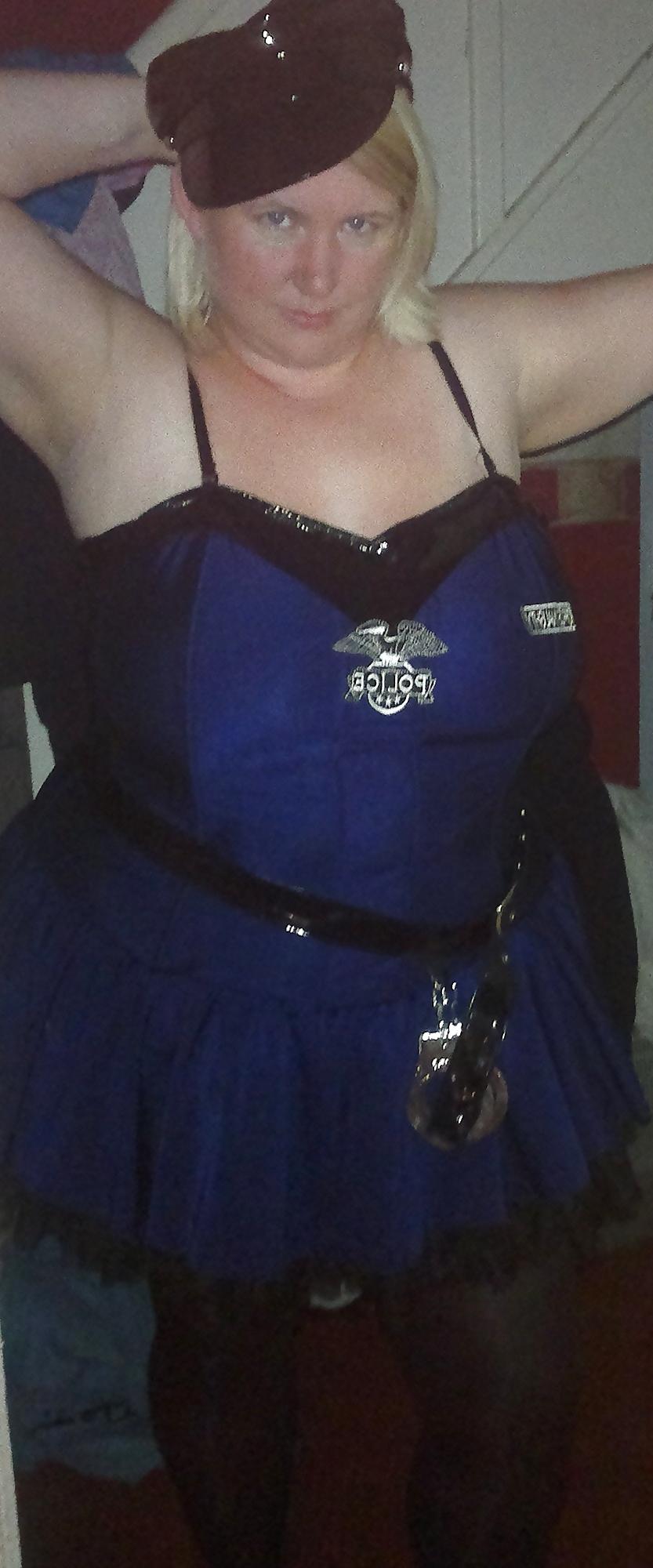14P BBW Fancy Dress Cop