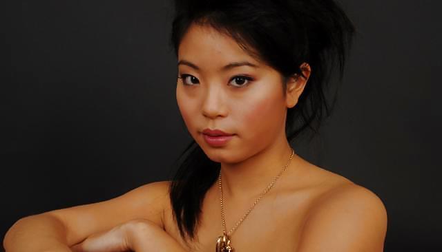 6P Hot Asian Celebrity Michelle Ang