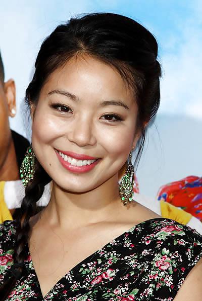 6P Hot Asian Celebrity Michelle Ang