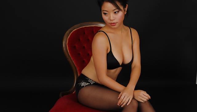 6P Hot Asian Celebrity Michelle Ang