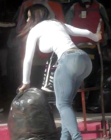 25P Big white asses clothed 8