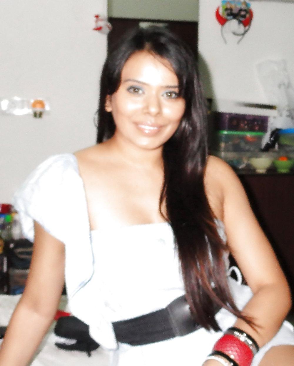 18P Indan cock teaser bindi non nude