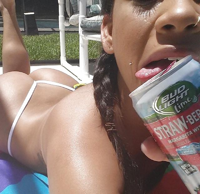 13P Latina and black pussy