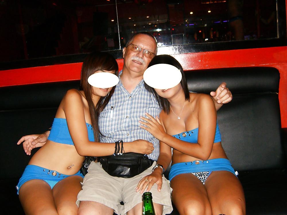 25P Asian Girls y had fun before...