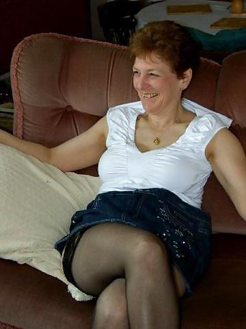 25P Clothed - unclosed matures & grannies
