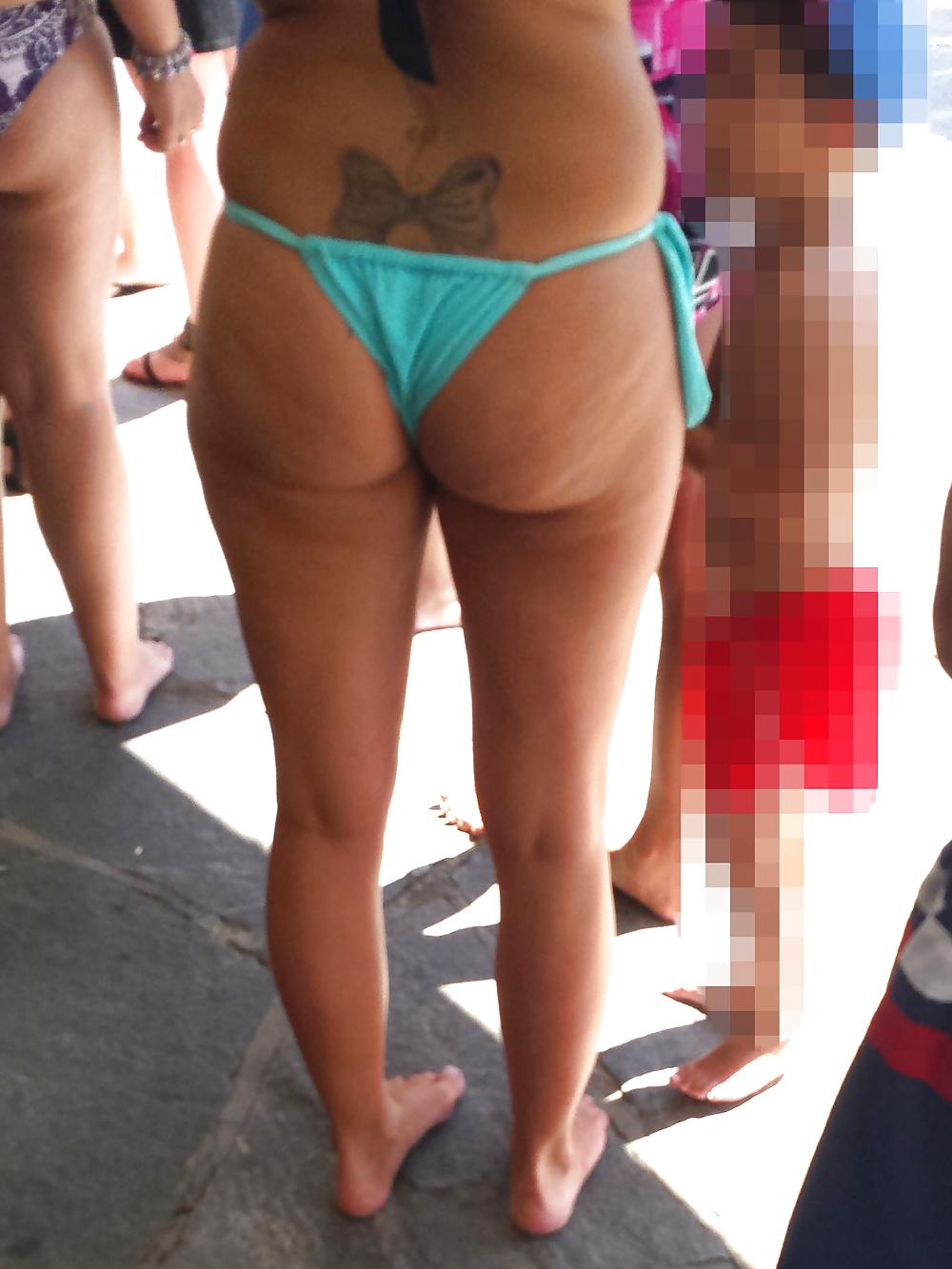 13P Voyeur Ass Beach 