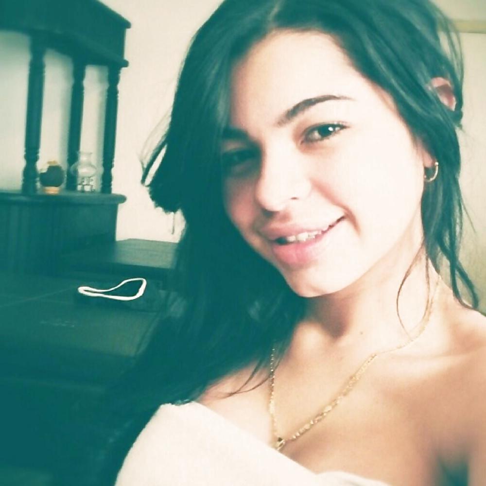 25P Rosita Voluptuous Teen