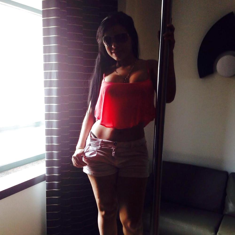 25P Rosita Voluptuous Teen