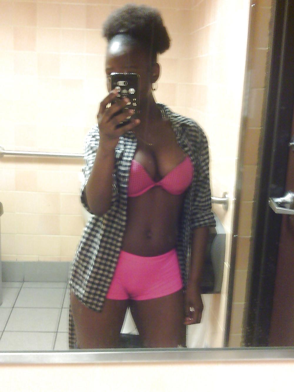 24P Another thick black girl