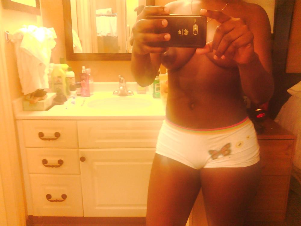 24P Another thick black girl