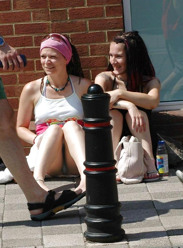 25P Voyeur Upskirt  #7
