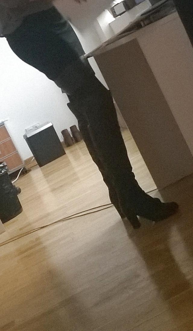 25P Voyeur heels 