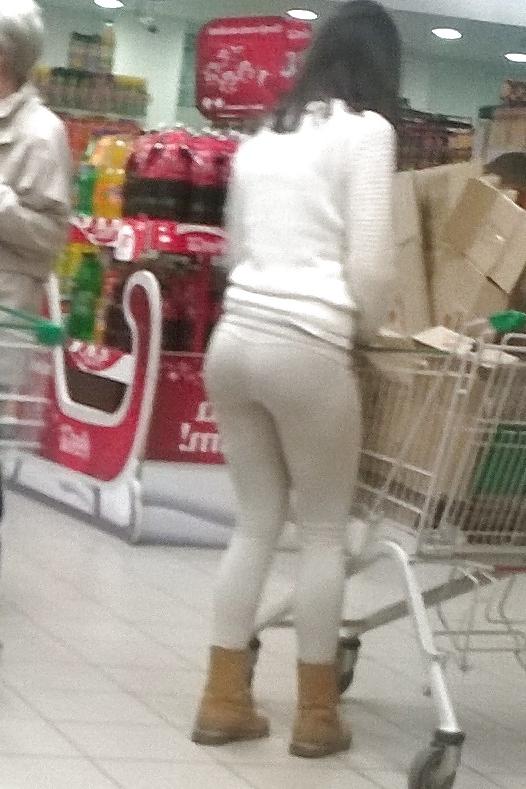 25P Voyeur heels 