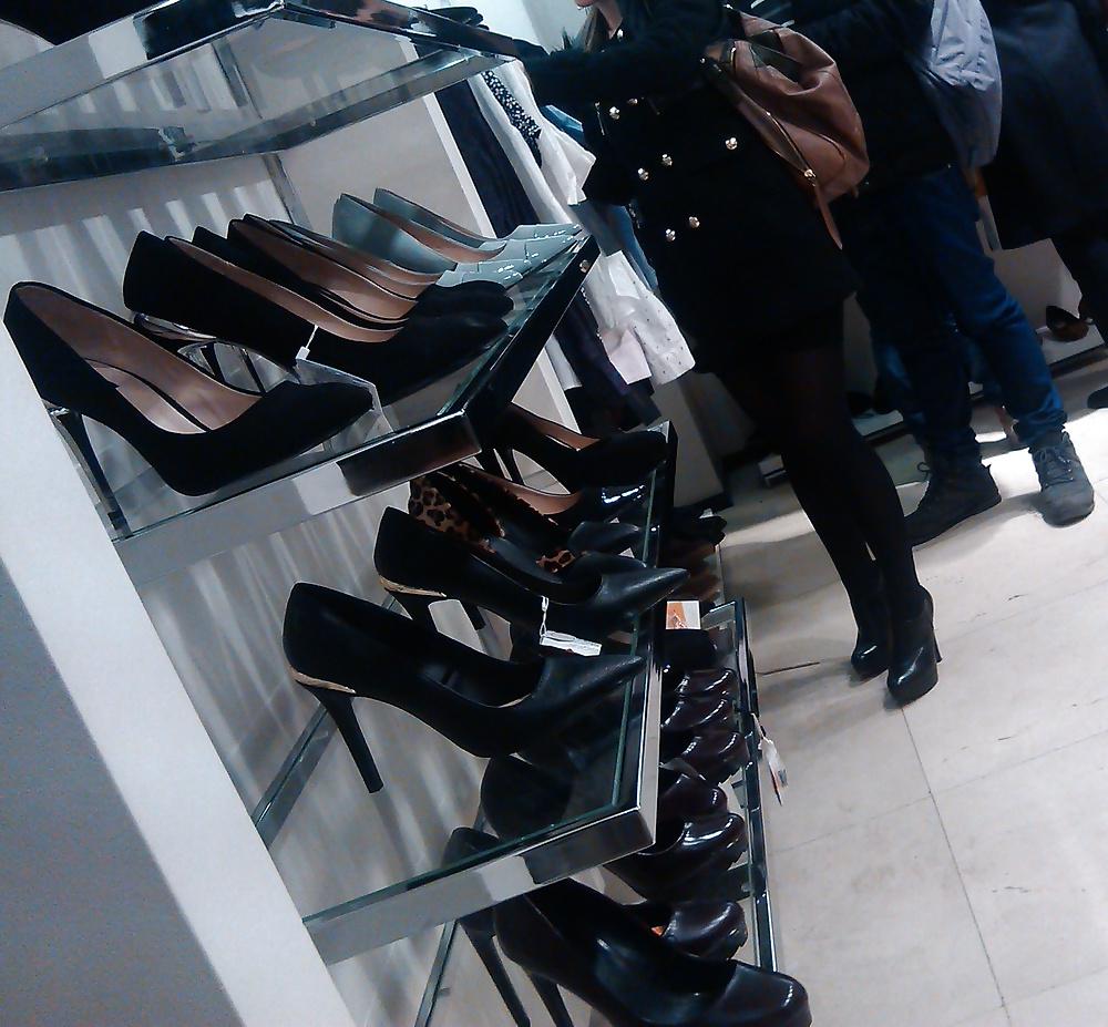 25P Voyeur heels 