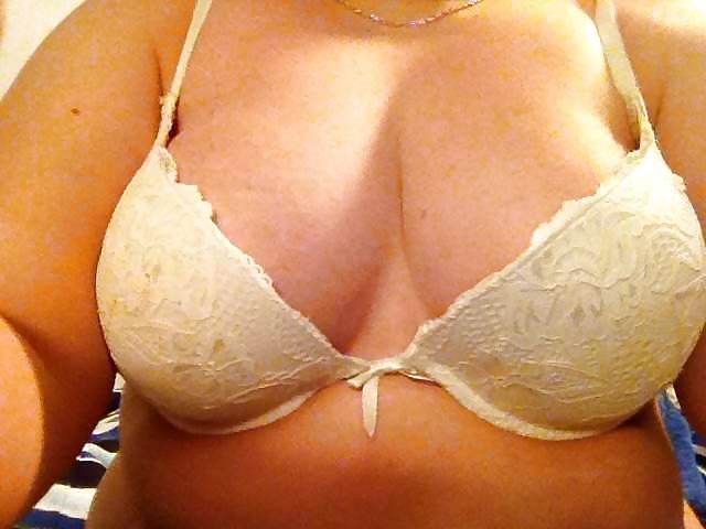 14P Bbw slut in her underwear 