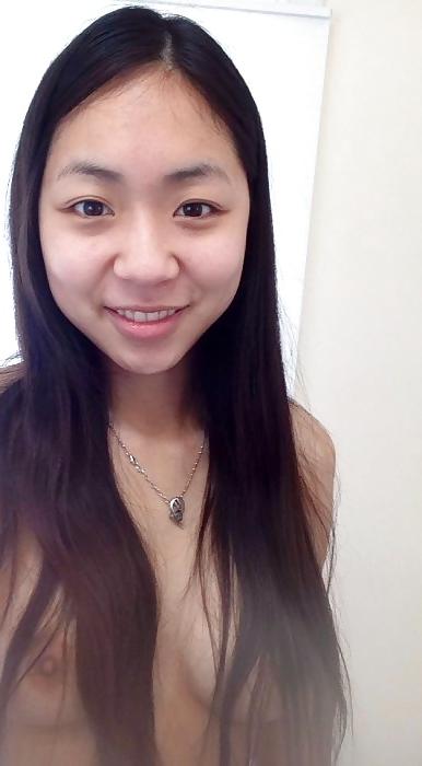 6P Asian charming nude photo leaked