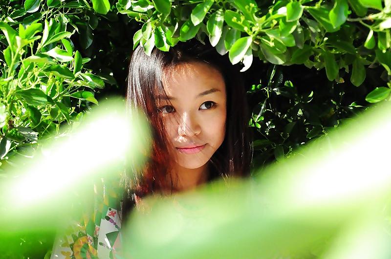 25P Sow Li Hong's life photos