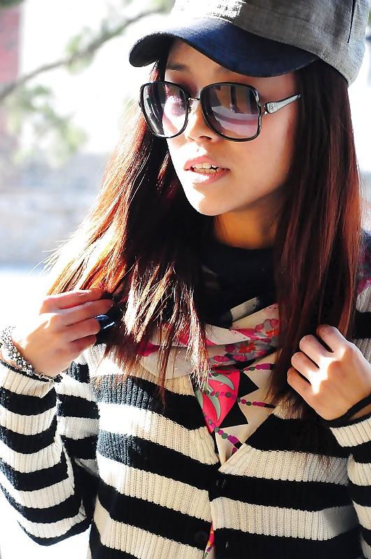 25P Sow Li Hong's life photos